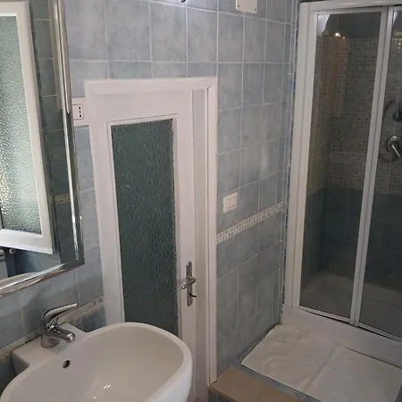 Per Uso Turistico Frasca Lucio Appartamento Isola di Liri